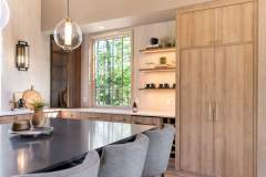 atelier-maison-casa-bonita-california-mountain-ranch-the-cliffs-mountain-park-marietta-sc-design-services-kitchen-light-wood-cabinetry-open-shelves-island-16