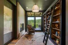 atelier-maison-casa-bonita-california-mountain-ranch-the-cliffs-mountain-park-marietta-sc-design-services-study-library-builtin-bookshelf-rolling-ladder-01
