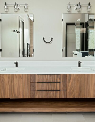 Master sink in the master bath