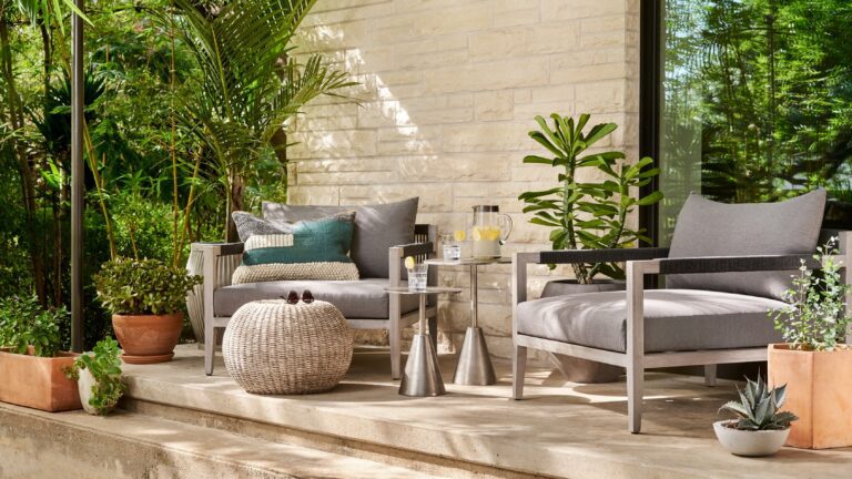 teak outdoor furniture