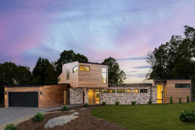 Laurel Ledge Modern, front
